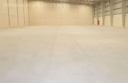 Warehouse - Studio - 1 Bathroom for rent in Umm Al Thuoob - Umm Al Quwain