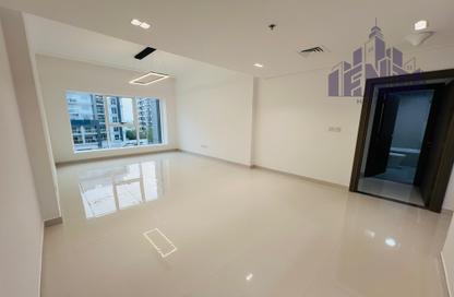 Apartment - 1 - 2 for rent in Topaz Residence 2 - Topaz Residence - Dubai Silicon Oasis - Dubai