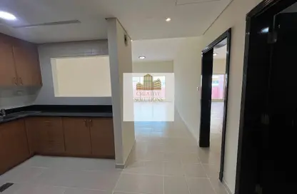 Apartment - 1 Bedroom - 2 Bathrooms for rent in The Gardens Buildings - The Gardens - Dubai