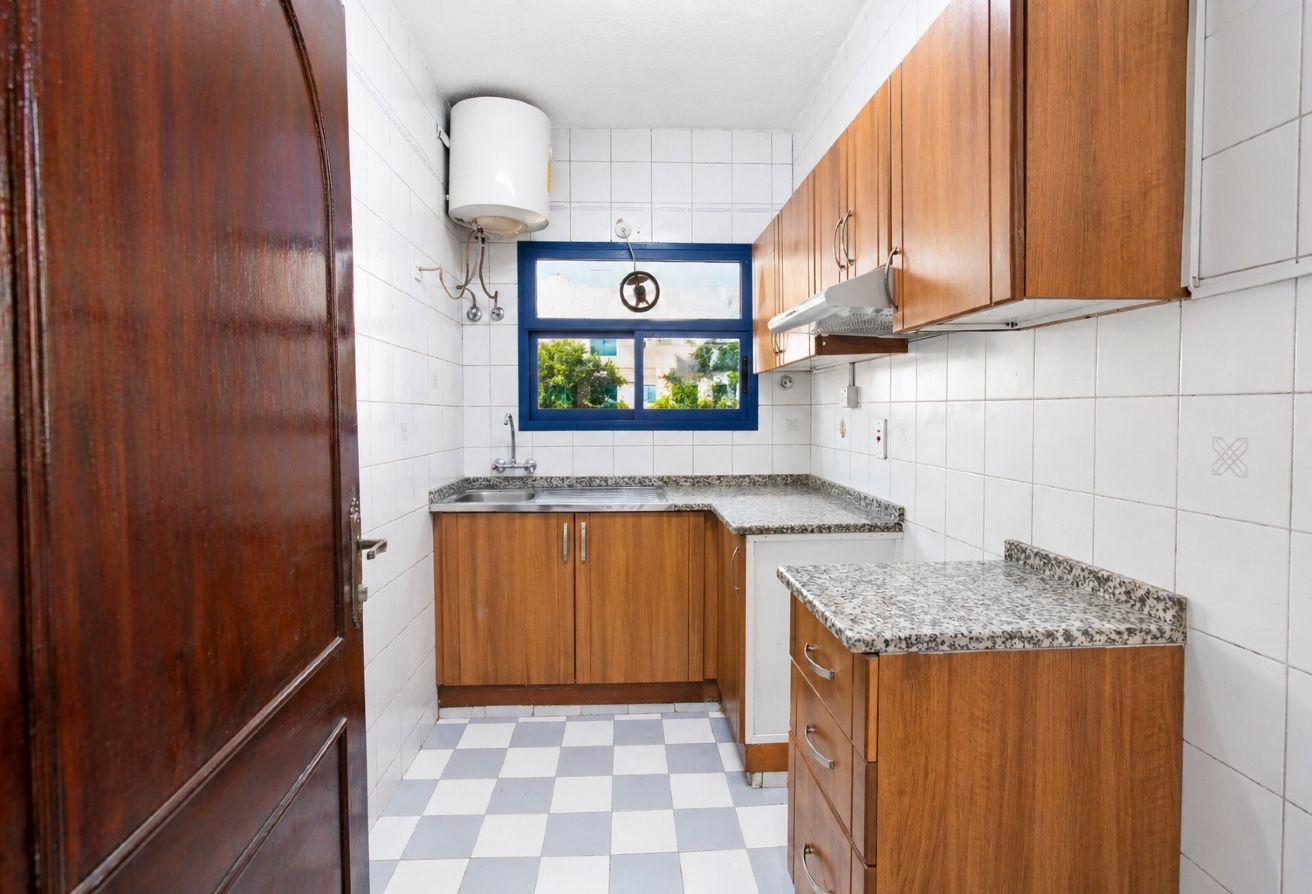 1 BHK Apartment | Balcony | Mankhool photo 5
