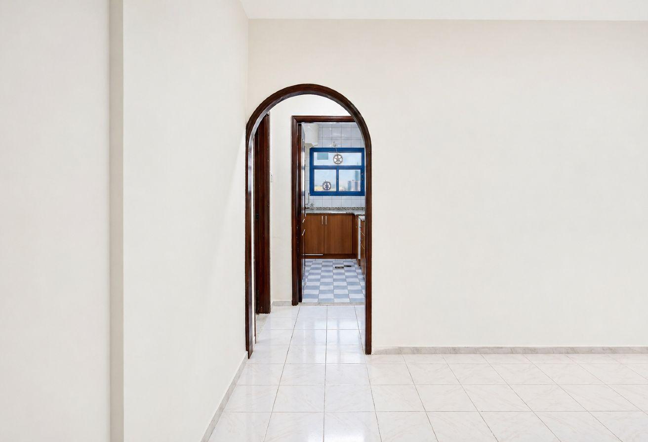 1 BHK Apartment | Balcony | Mankhool photo 4