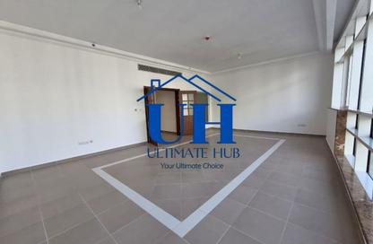 Apartment - 3 - 4 for rent in Hamdan Street - Abu Dhabi