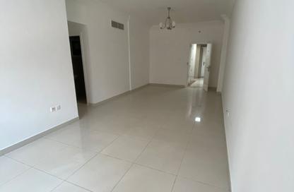 Apartment - 1 - 1 for rent in Al Khan Corniche - Al Khan - Sharjah