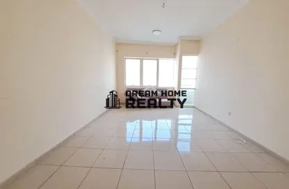 شقة - 2 غرف نوم - 2 حمامات للايجار في شارع التعاون الجديد - التعاون - الشارقة