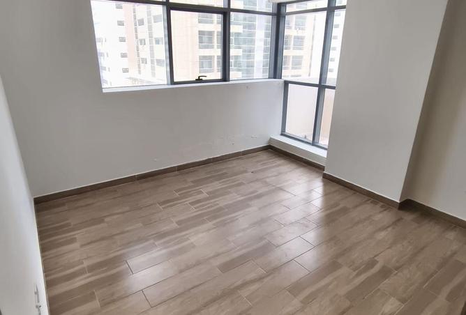 80260484 - Property Image 2