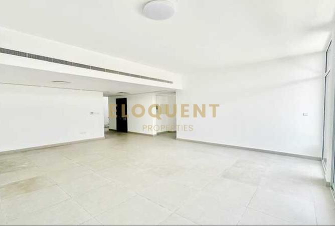 73863834 - Property Image 3