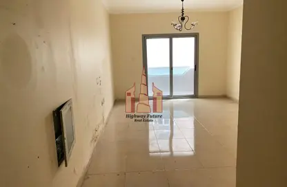 Apartment - 1 Bedroom - 1 Bathroom for rent in Muwaileh Commercial - Sharjah