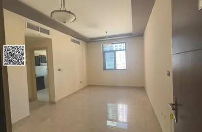 شقة - 2 غرف نوم - 2 حمامات للايجار في الراشدية 2 - الراشدية - عجمان