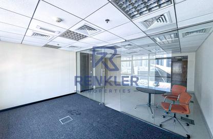 Office Space - Studio - 1 for rent in Fortune Executive - JLT Cluster T - Jumeirah Lake Towers - Dubai Office Space - Studio - 1 for rent in Fortune Executive - JLT Cluster T - Jumeirah Lake Towers - Dubai