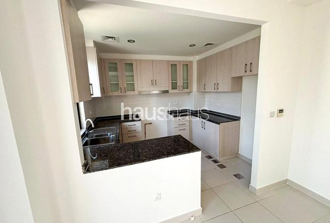 64432405 - Property Image 2
