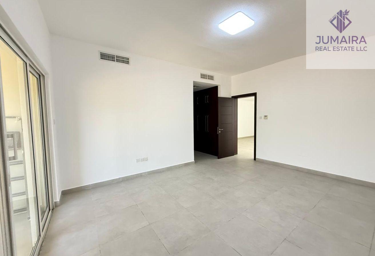 Fully Upgraded | Renovated I Stylish 2BR Bermuda .
