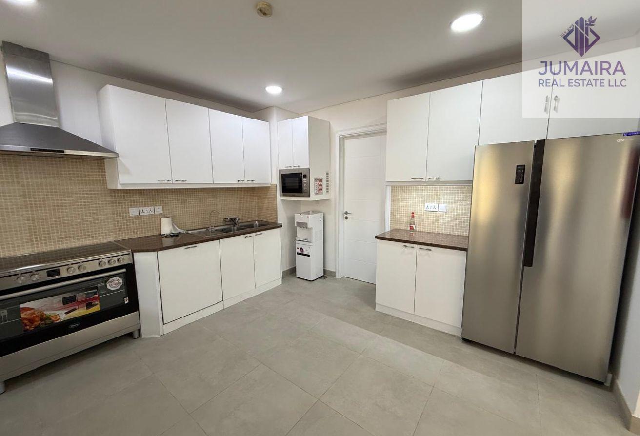 Fully Upgraded | Renovated I Stylish 2BR Bermuda .