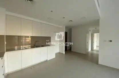 Apartment - 2 Bedrooms - 2 Bathrooms for sale in Zahra Breeze Apartments 3A - Zahra Breeze Apartments 3 - Zahra Breeze Apartments - Town Square - Dubai
