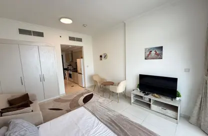 Apartment - 1 Bathroom for rent in Carson C - Carson - DAMAC Hills - Dubai