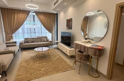 Apartment - 1 - 2 for rent in Al Khan Corniche - Al Khan - Sharjah