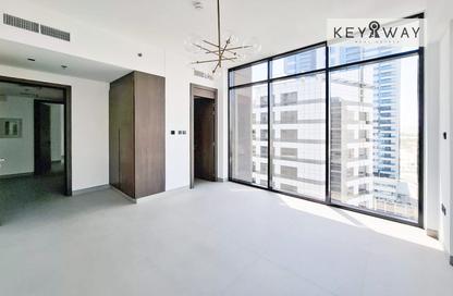 Apartment - 2 - 3 for rent in Euro Residence - Barsha Heights (Tecom) - Dubai