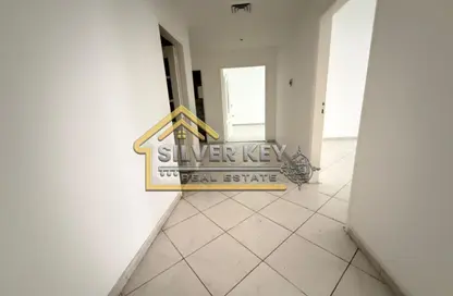 شقة - 2 غرف نوم - 2 حمامات للايجار في المجاز 3 - المجاز - الشارقة