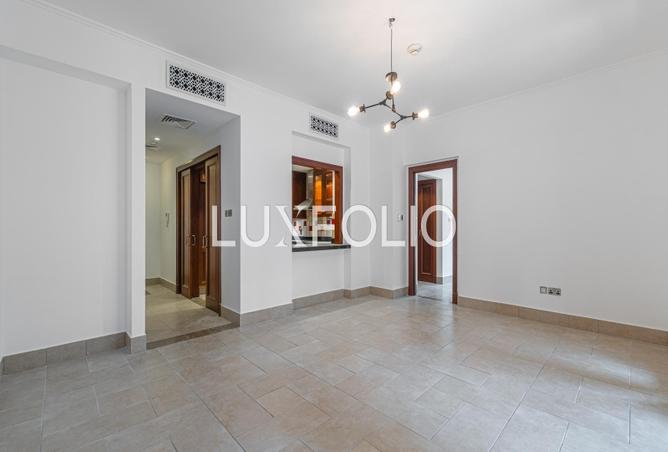 82353570 - صورة العقار 3