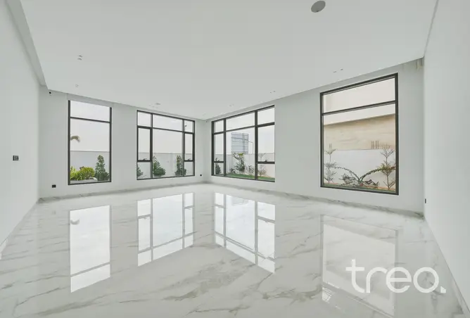 155072806 - Property Image 3