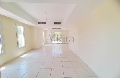 Villa - 3 Bedrooms - 3 Bathrooms for rent in Springs 15 - The Springs - Dubai