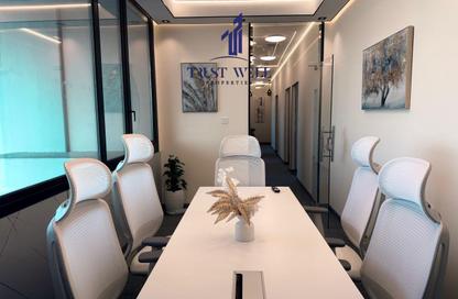 Business Centre - Studio - 7 Bathrooms for rent in Dar Al Salam Building - Corniche Road - Abu Dhabi