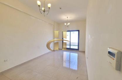 Apartment - 2 - 2 for rent in Al Zubaidi Residence - District 14 - Jumeirah Village Circle - Dubai