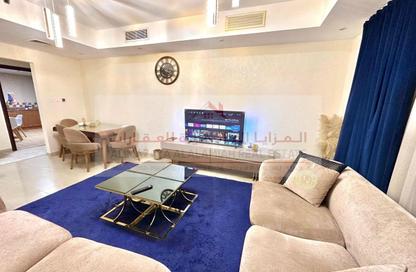 Apartment - 1 Bedroom - 2 Bathrooms for rent in Beach Tower 2 - Al Khan Lagoon - Al Khan - Sharjah