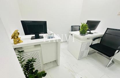 Office Space - Studio - 1 Bathroom for rent in Reem Residency - Al Karama - Dubai