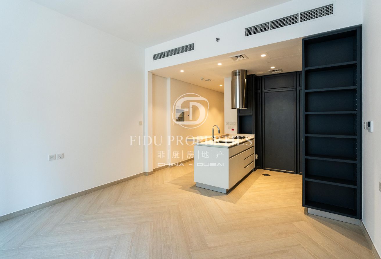 Exclusive | Modern Studio | Prime Location