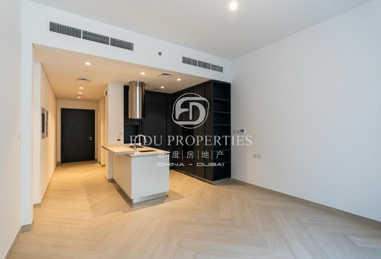 Exclusive | Modern Studio | Prime Location