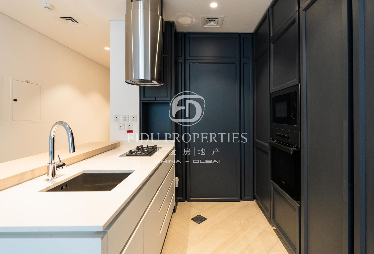 Exclusive | Modern Studio | Prime Location