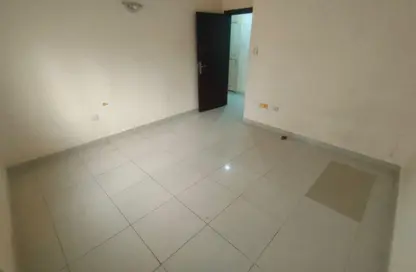 شقة - غرفة نوم - 1 حمام للايجار في النباعة - الشارقة