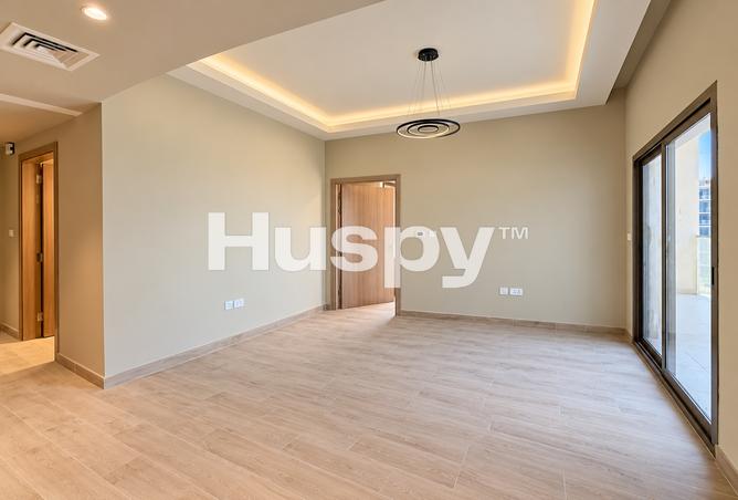 Brand New | Vacant | With Study Room