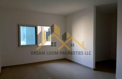 Apartment - 1 Bedroom - 1 Bathroom for rent in Tower 5 - Al Reef Downtown - Al Reef - Abu Dhabi