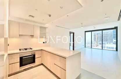 Apartment - 3 Bedrooms - 5 Bathrooms for rent in The Crest - Sobha Hartland - Mohammed Bin Rashid City - Dubai