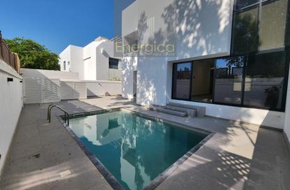Villa - 4 - 4 for rent in Umm Suqeim 1 Villas - Umm Suqeim 1 - Umm Suqeim - Dubai