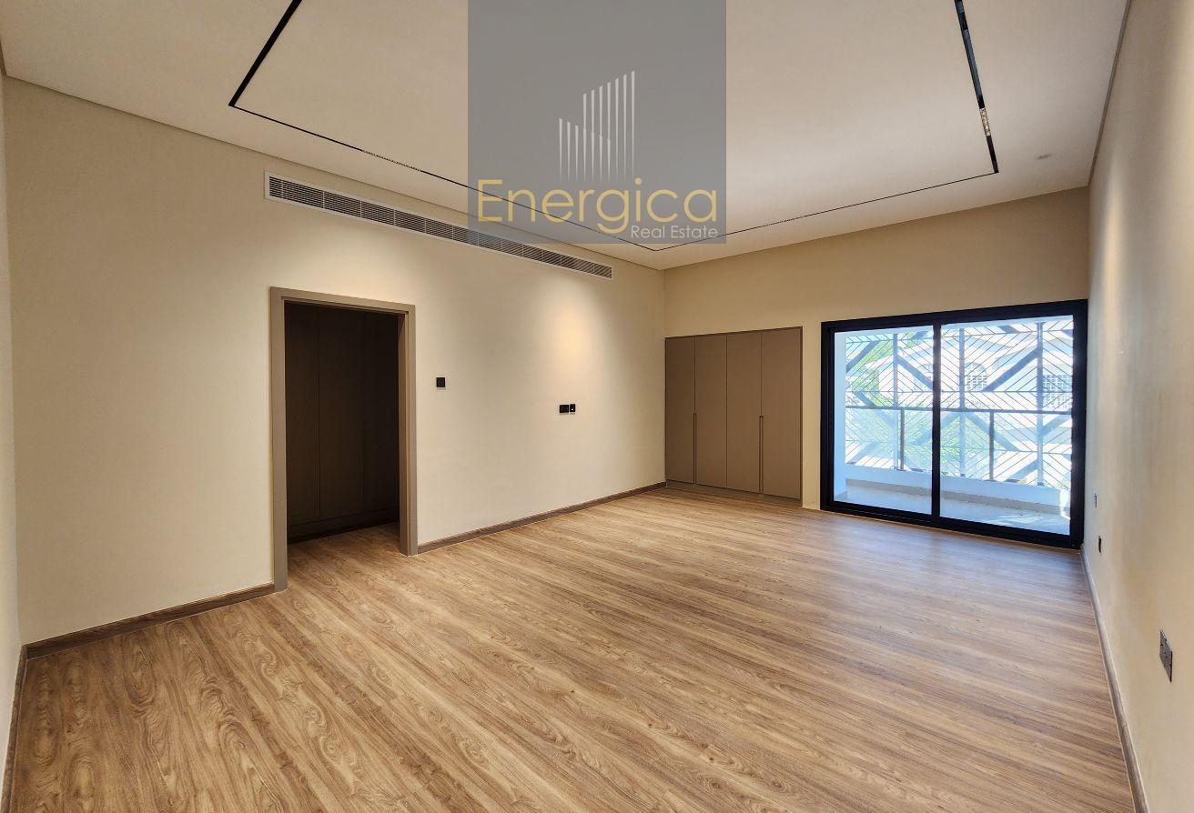 Attractive 4BR Villa | Private Pool And Garden photo 13