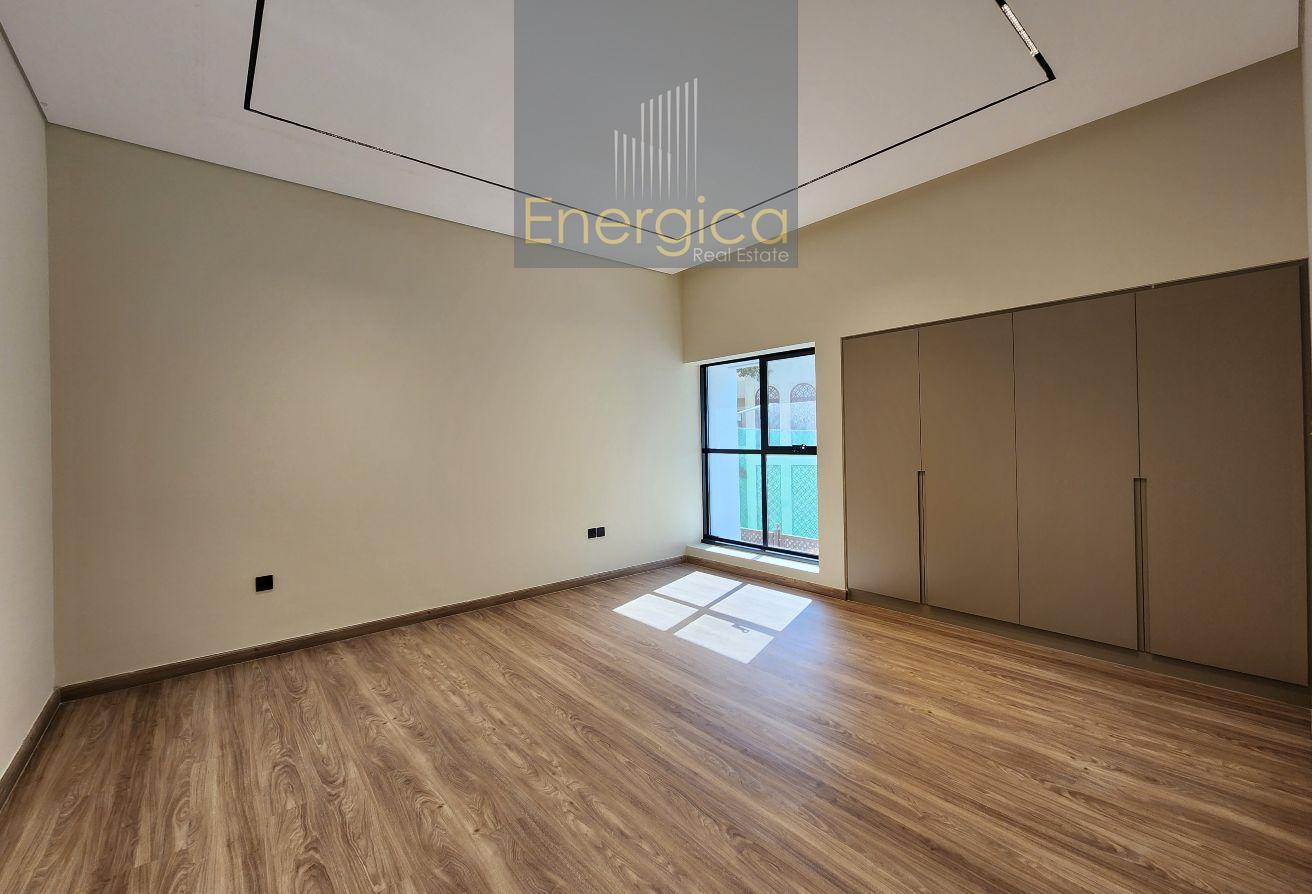 Attractive 4BR Villa | Private Pool And Garden photo 16