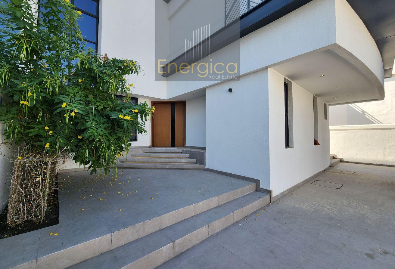 Attractive 4BR Villa | Private Pool And Garden photo 28