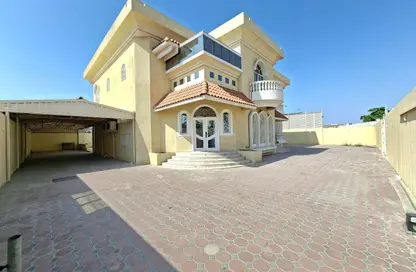Villa - 5 Bedrooms - 6 Bathrooms for rent in Al Goaz - Wasit - Sharjah
