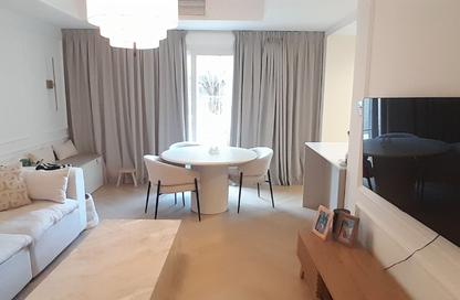 Villa - 2 Bedrooms - 3 Bathrooms for rent in Springs 11 - The Springs - Dubai Villa - 2 Bedrooms - 3 Bathrooms for rent in Springs 11 - The Springs - Dubai