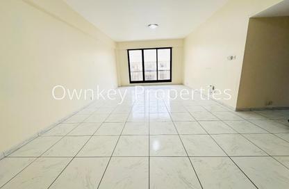 Apartment - 1 Bedroom - 1 Bathroom for rent in Golden Sands 2 - Al Mankhool - Bur Dubai - Dubai Apartment - 1 Bedroom - 1 Bathroom for rent in Golden Sands 2 - Al Mankhool - Bur Dubai - Dubai