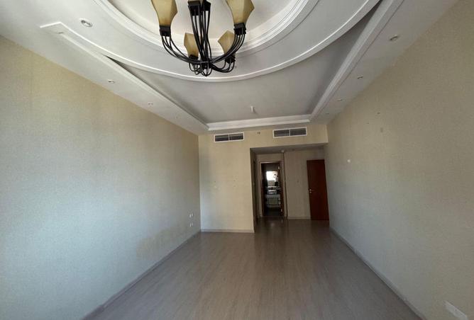 100829305 - Property Image 3