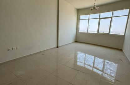 Apartment - 2 Bedrooms - 2 Bathrooms for rent in Gulf Tower - Emirates City - Ajman