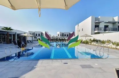 Villa - 5 Bedrooms - 5 Bathrooms for rent in Umm Suqeim 1 Villas - Umm Suqeim 1 - Umm Suqeim - Dubai