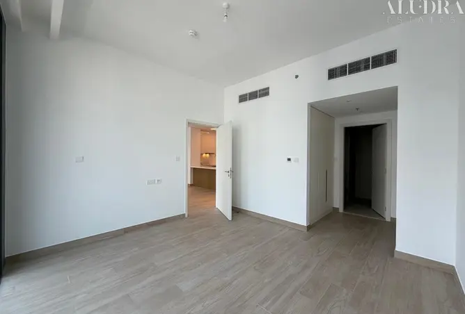 151929730 - Property Image 3