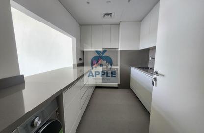 Apartment - 2 Bedrooms - 3 Bathrooms for rent in Vida 2 - Vida Residences - Aljada - Sharjah