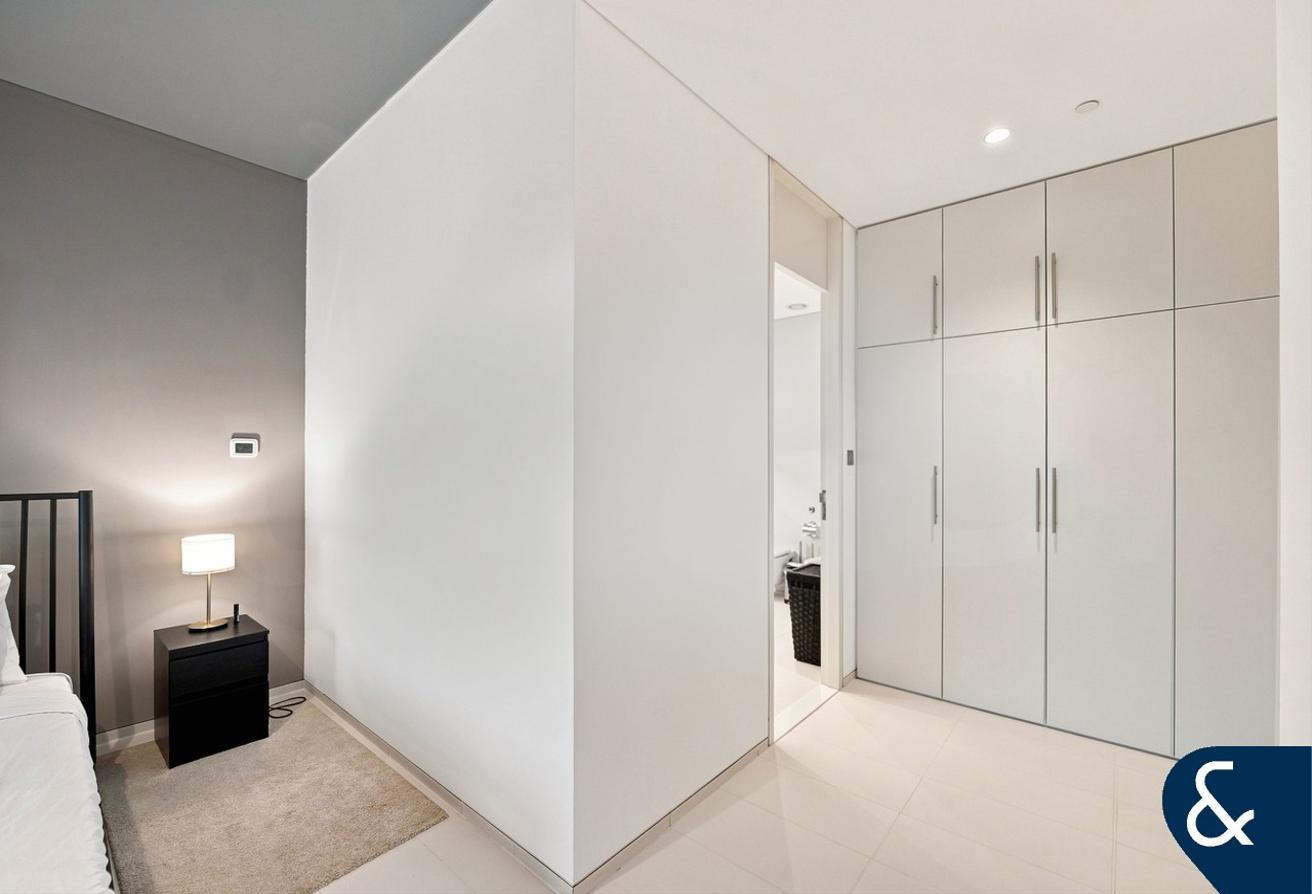 High Floor | AVAILABLE NOW | Sea & DIFC View photo 27