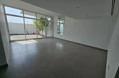 Townhouse - 3 Bedrooms - 4 Bathrooms for sale in Arabella Townhouses 2 - Arabella Townhouses - Mudon - Dubai