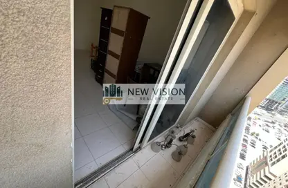 شقة - 3 غرف نوم - 4 حمامات للايجار في 2 مبنى تايجر - شارع التعاون - التعاون - الشارقة